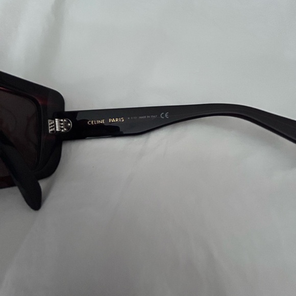 Celine Paris Havana Tortoise Sunglasses 
CL40156U CL 40156U 56E 54-22- - Picture 4 of 5